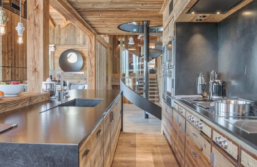 Le Lavachet Ski Chalet | Chalet Tignes with 5 spacious bedrooms
