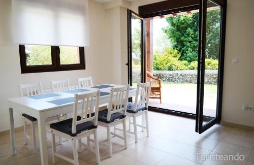 Pesues House | Chalet Tina Mayor: amplio jardín y tranquilidad muy cerca de la playa