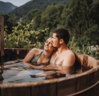 Le Biot Bed & Breakfast | Chalet trappeur