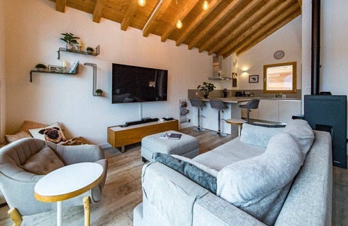 Saint-Sorlin-d'Arves Ski Chalet | Chalet Triplex - sleeps 6