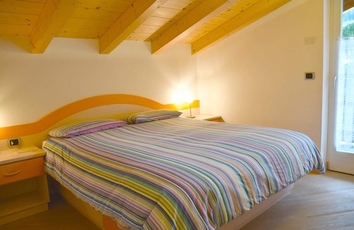 Stava Ski Chalet | CHALET VILLA BIANCA - 2 APARTMENTS breathtaking view of Dolomites