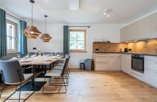 Donnersbachwald Ski Chalet | Chalet with Finnish sauna near the ski lift