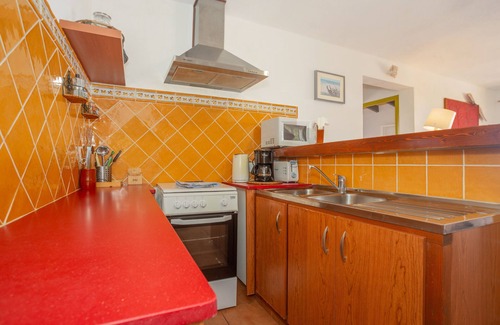 Cala'n Bosch Ski Chalet | Chalet with Garden and Sea View - Villa Buena Ventura