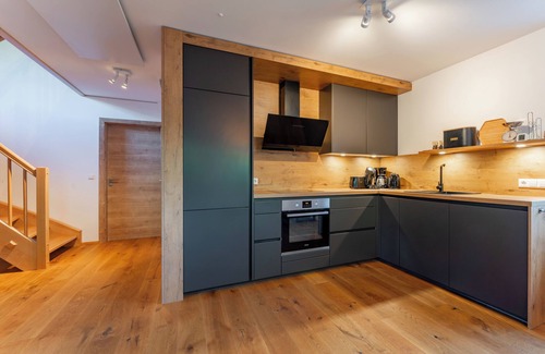 Donnersbachwald Ski Chalet | Chalet with sauna & 4 terraces near the skilift