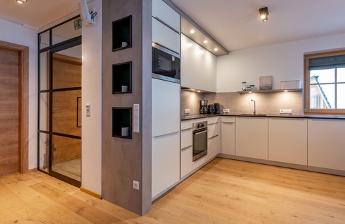Donnersbachwald Ski Chalet | Chalet with sauna and hottub near ski lift