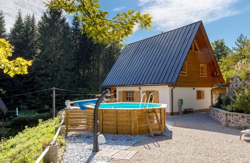 Lokve Ski Chalet | Chalet with sauna and whirlpool