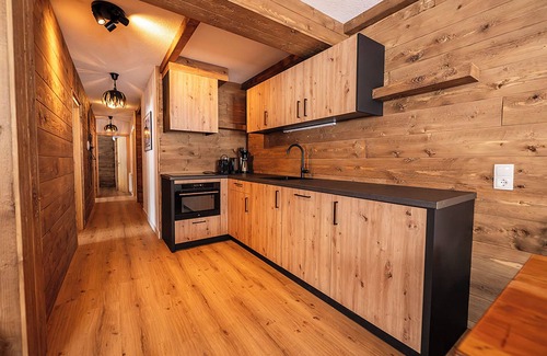 Berwang Apartment | Chalet zur Rose 3-room apartment "Alpenrose" 2-8 persons (90m2)