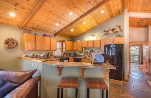 Talmont House | Challies Chalet Pool table, sauna, game room!