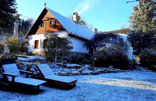 Borotin House | Chaloupka u lesa