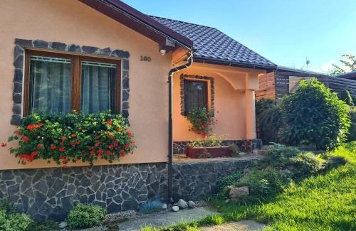 Bela House | Chalupa na Hrbku