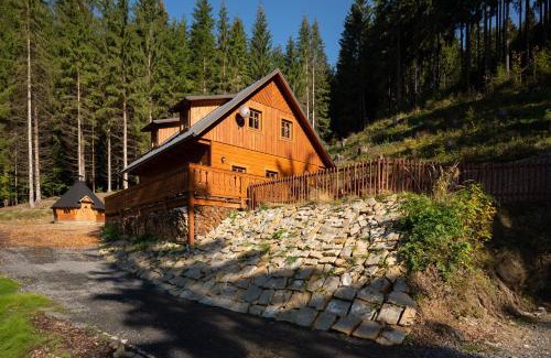 Velke Karlovice Cabin | Chalupa na Leskové