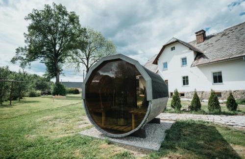 Lipova-Lazne Villa | Chalupa TADY a TEĎ