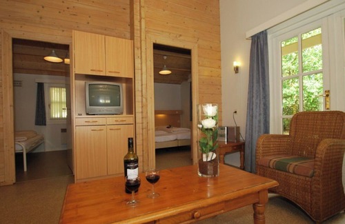 Oostrum Resort | Chambery 5p - Two Bedroom Resort, Sleeps 5