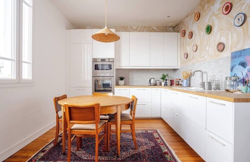 Richebourg - Saint-Clement Bed & Breakfast | Chambre chez Cécile - Arty & Elegant room - Private bathroom - Central location