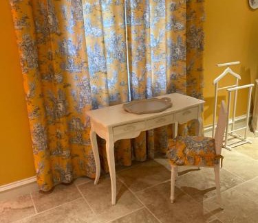 Euzet-les-Bains Bed & Breakfast | Chambre d'Hôte Couguiolet - avec piscine