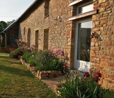Combourtille House | Chambre d'hôtes La Ruzardière