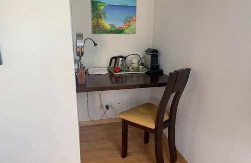 Mont-sur-Rolle Bed & Breakfast | Chambre D'Hôtes Wellingtonia