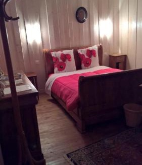 Frasne House | Chambre d Hote 1873
