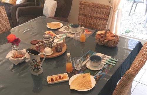 La Ville-es-Nonais Bed & Breakfast | CHAMBRE D'HOTES Côté RANCE