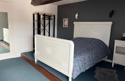Amendeuix-Oneix House | Chambre dans Maison basque typique
