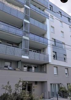 Annemasse House | Chambre double privée