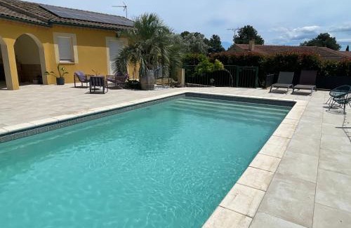 Lieuran-les-Beziers House | Chambre indépendante 25 m2 au calme avec piscine et terrain de pétanque