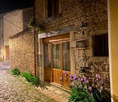 Cluny Bed & Breakfast | Chambre Les Marguerites