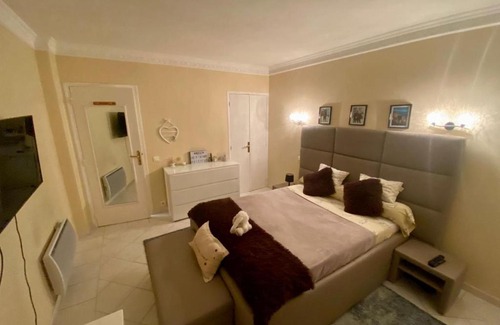Mandelieu-La-Napoule Bed & Breakfast | Chambre Meg Mandelieu