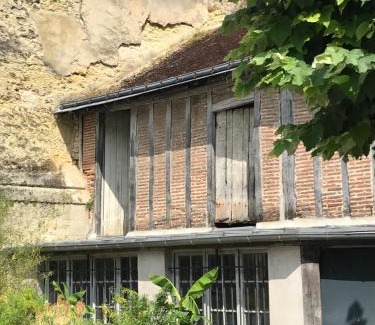 Rochecorbon Bed & Breakfast | Chambre Troglodytique Villa Marie Louise