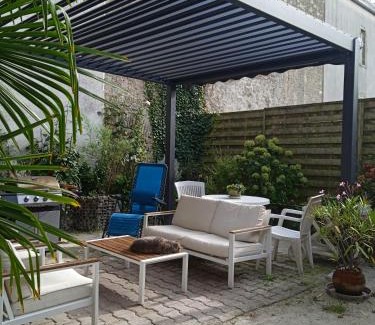 Saint-Floxel Bed & Breakfast | Chambres d'hôtes les Clématites en Cotentin