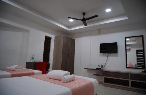 Kollam Hotel | Chandra Inn