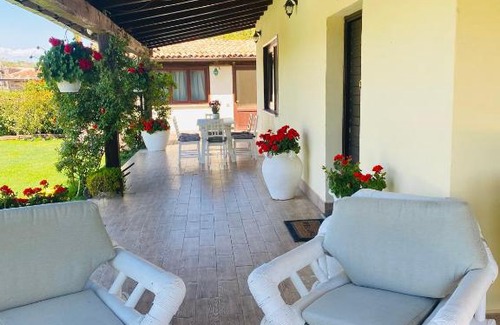 Formello Villa | Chanel Garden Relaxation Home