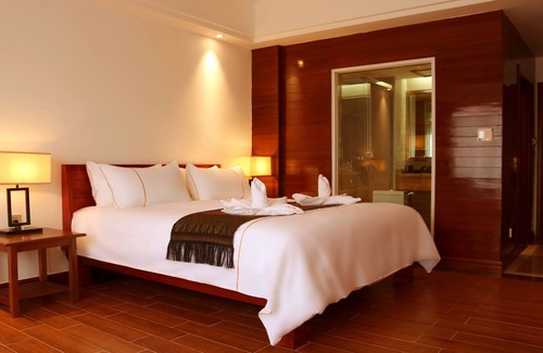 Vientiane Hotel | Chang Palace Vientiane