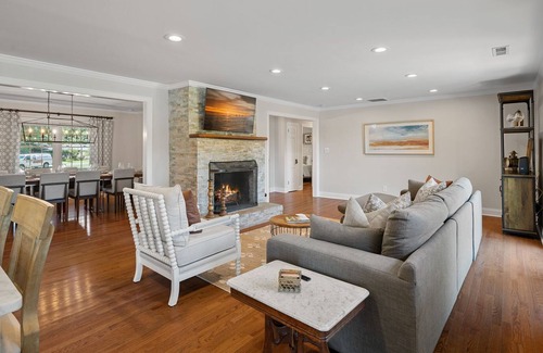 Cornelius House | Changes in Latitude by SoCharm | Tranquil Shores