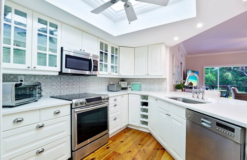Pelican Bay House | Chanteclair Maisonet in Pelican Bay