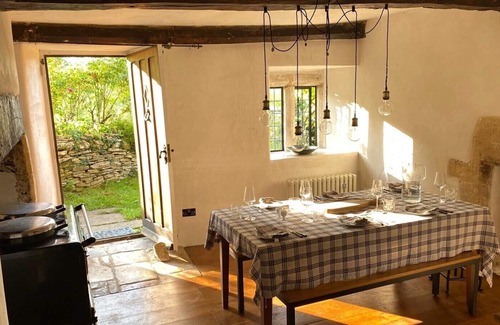 Elkstone House | Chantry Cottage The Cotswolds