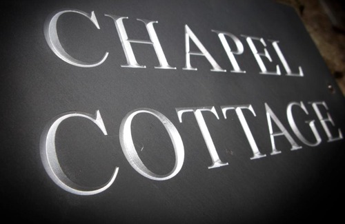 Kirkby Lonsdale House | Chapel Cottage Set in a private courtyard in central location with 2 parking spaces