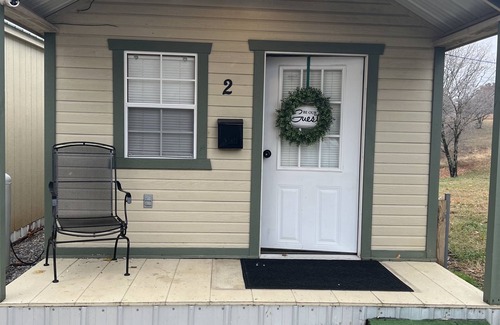 Scottsville Cabin | Chappell’s Guest Home #2