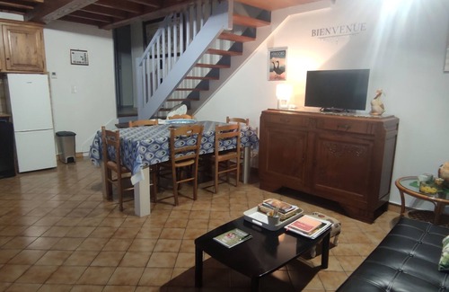 Sarlat-la-Caneda House | Character house with large garden. Sarlat town center accessible on foot