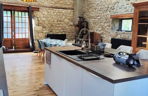 Viverols House | Character house