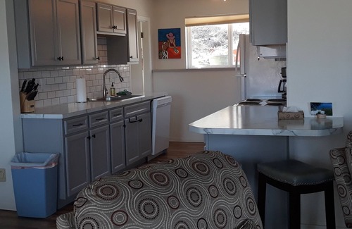 Chelan Apartment | Chardonnay Getaway STR# 000810