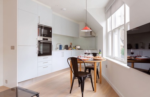 London City Centre Apartment | Charing Cross | Embankment | Trafalgar Square | Bright & Quiet | ZONE 1