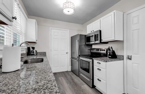 Villa Heights House | Charlotte Luxury Home NoDa