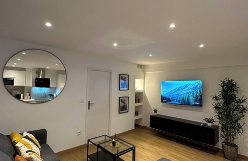 Bagnolet Condo | Charmant Appartement Rénové Quartier Paisible Proche Métro & Commodités