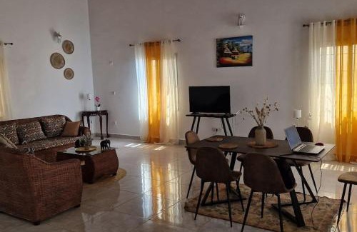 Yaounde Apartment | Charmant appartement, Rdc atypique spacieux calme