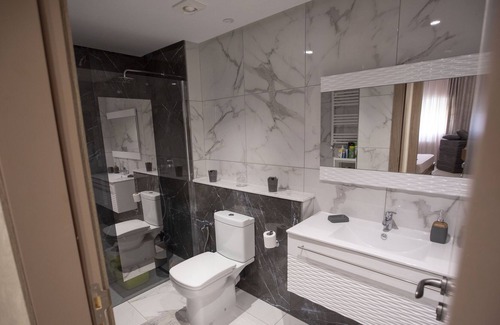 Monastir Apartment | Charmant appartement S+1 avec piscine à Monastir