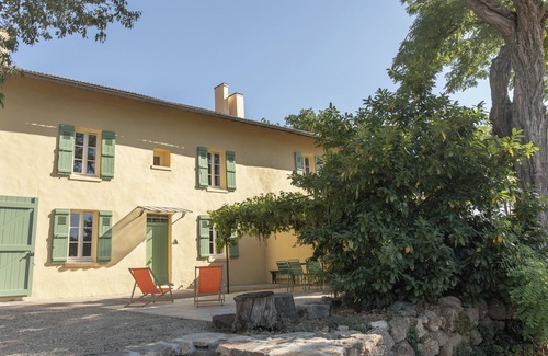 Gonfaron Apartment | Charmant et spacieux gîte pour 6 personnes au coeur d'un vignoble varois