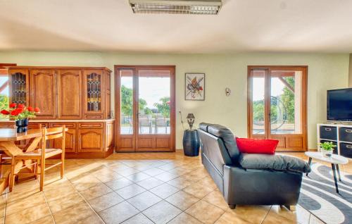 Saint-Martial-de-Valette House | Charmante Maison À La Campagne