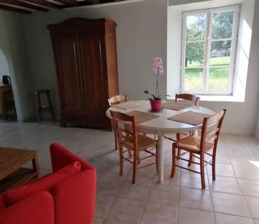 Mareuil-en-Brie House | Charmant gîte : Les flambeaux