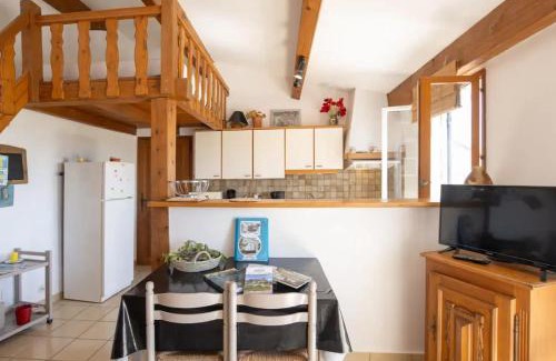 Orgnac-l'Aven Apartment | Charmante location avec piscine partagée à Orgnac-l'Aven, 60 m²tr